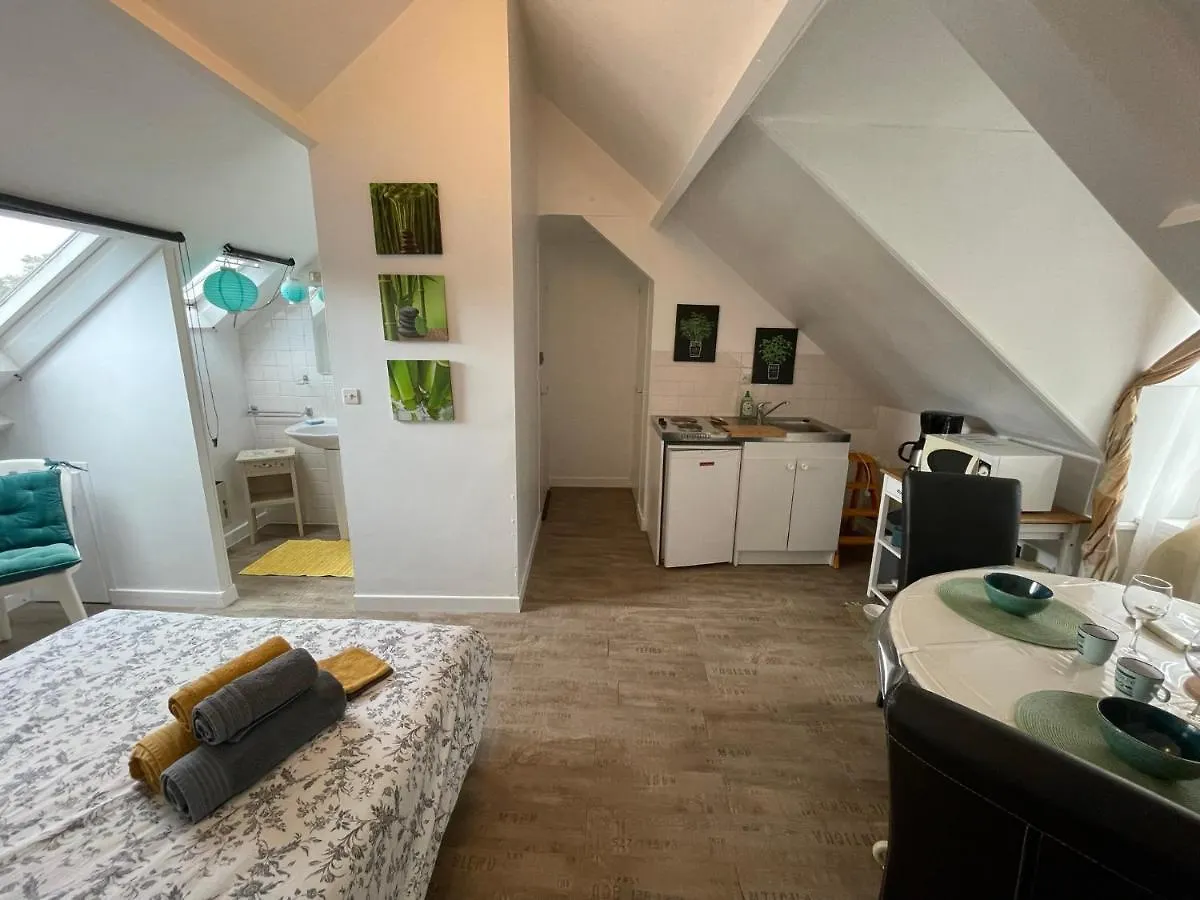 Apartment Le Cocon Jaune - Studio En Hyper Centre Lamballe France