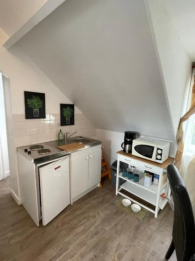 Apartment Le Cocon Jaune - Studio En Hyper Centre Lamballe