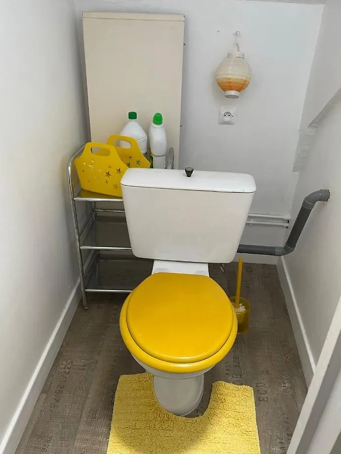 Apartment Le Cocon Jaune - Studio En Hyper Centre Lamballe France